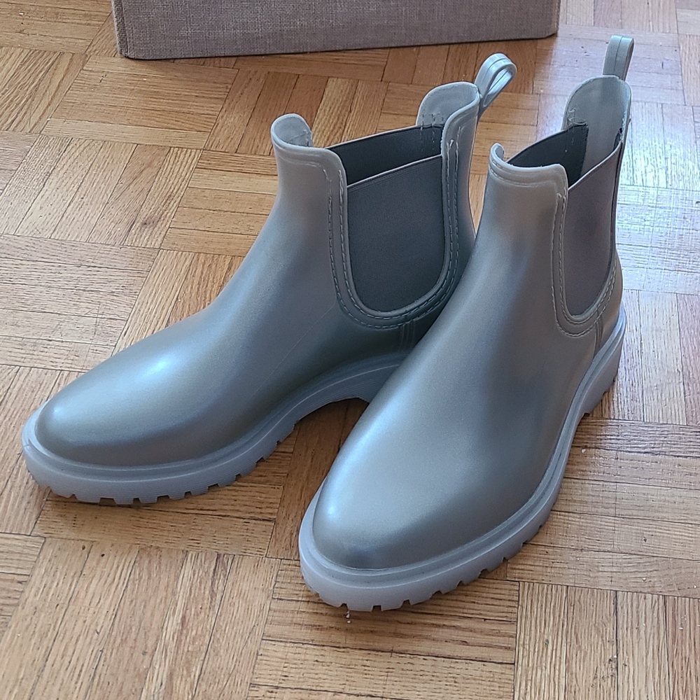 COUGAR Chelsea Rain Boot -Silver, Size 8